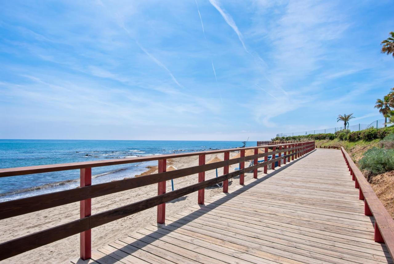 Frontline Beach Apartment Miraflores Sitio de Calahonda 외부 사진