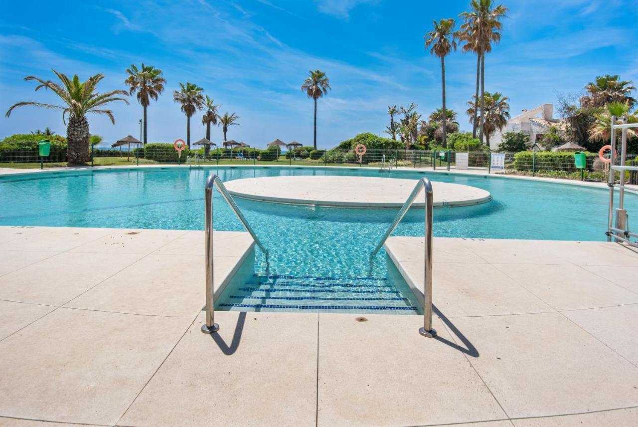 Frontline Beach Apartment Miraflores Sitio de Calahonda 외부 사진